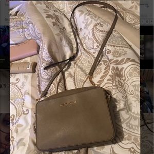 Michael Kors jetset leather shoulder bag